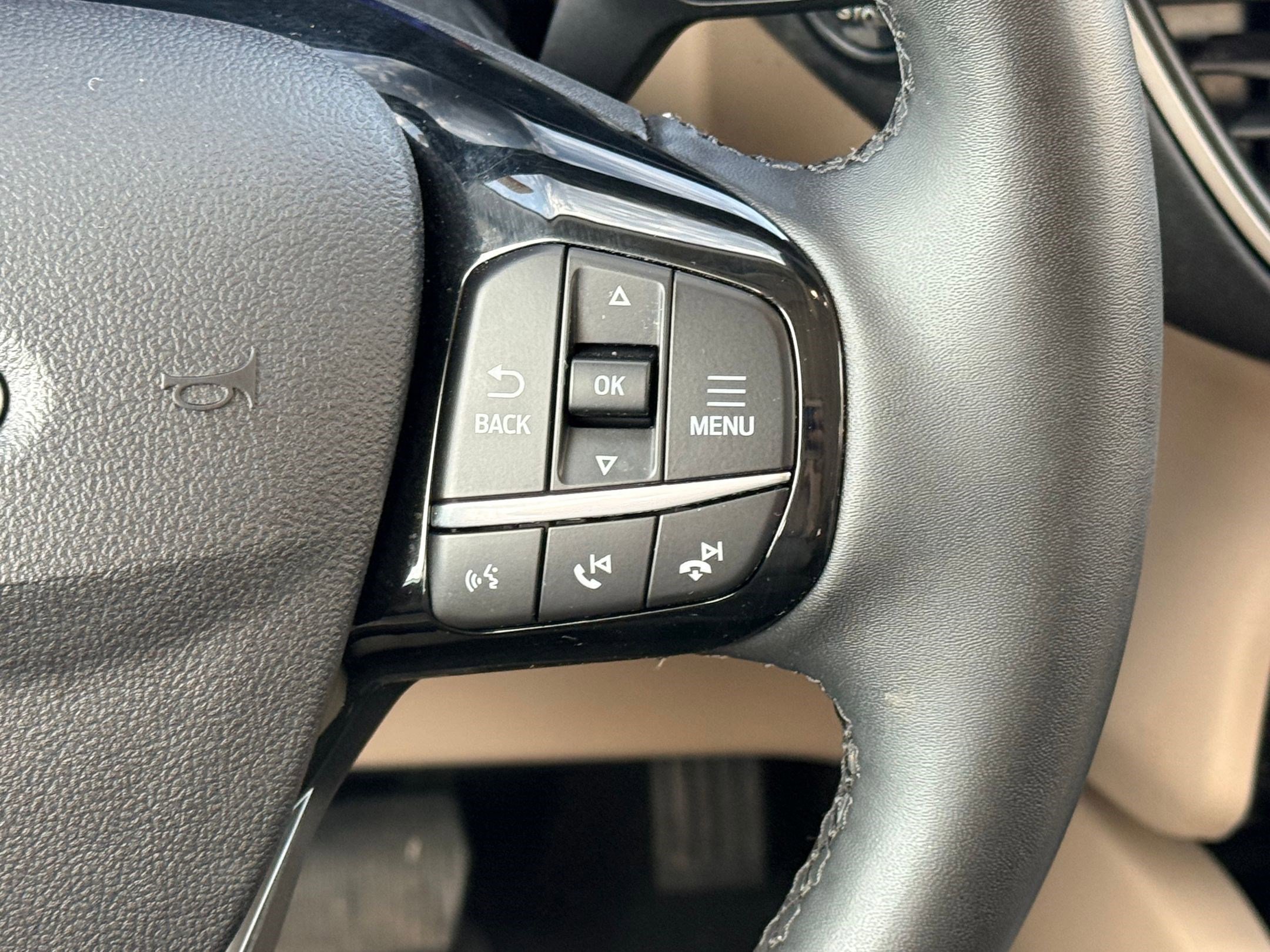 Used 2022 Ford Escape SEL w/ Technology Package image 25