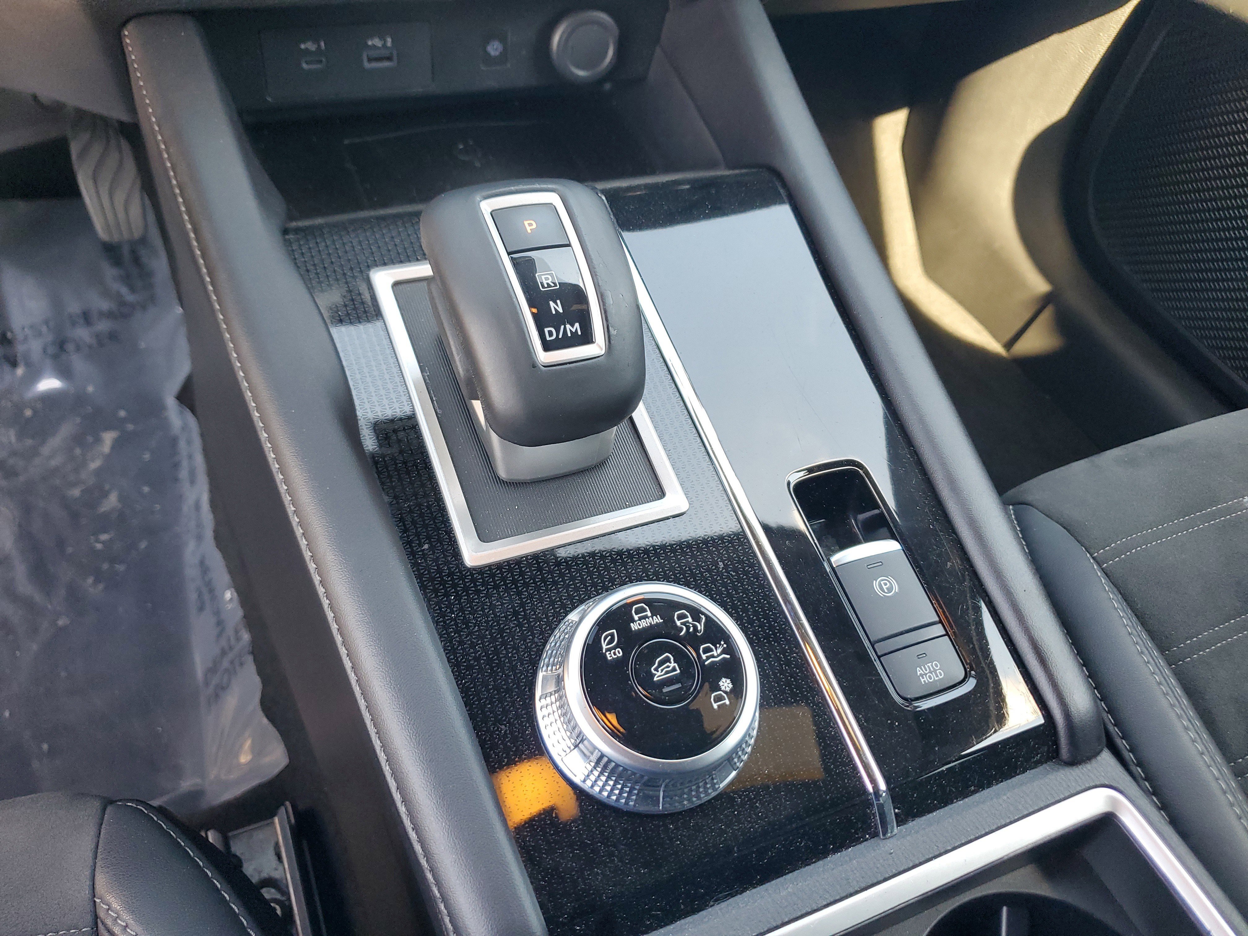 Used 2022 Mitsubishi Outlander SEL Black Edition image 26