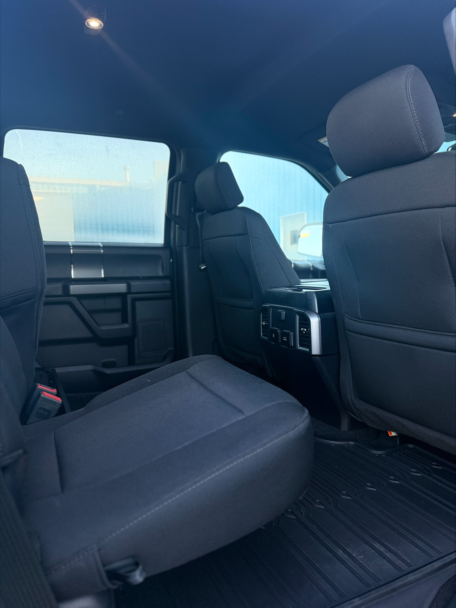 Used 2020 Ford F150 XLT w/ Equipment Group 302A Luxury AWD/4WD image 14