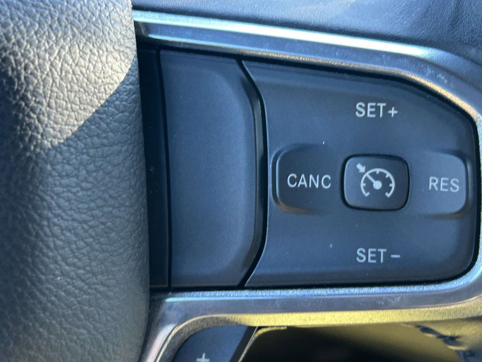 Used 2022 RAM 1500 Laramie image 23