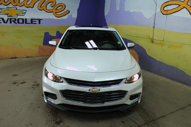 Used 2016 Chevrolet Malibu LT w/ True North Edition FWD image 3