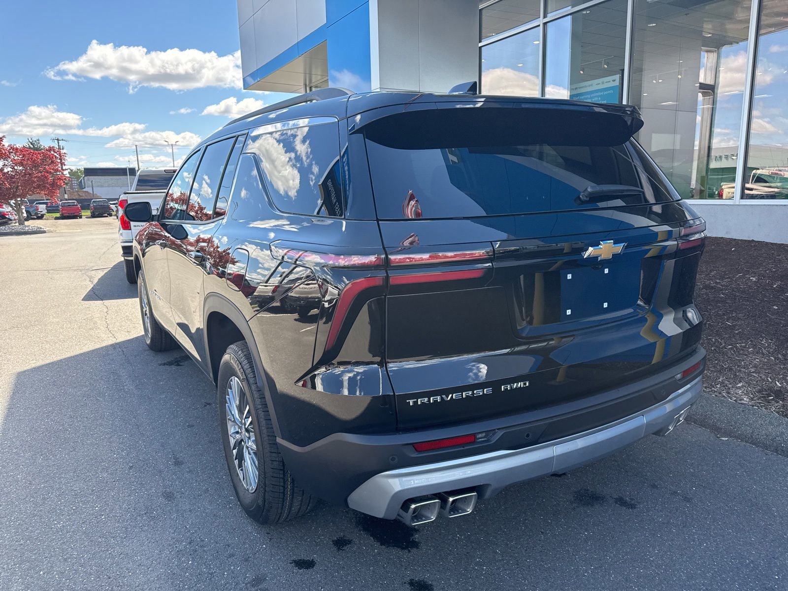 New 2026 Chevrolet Traverse LT AWD/4WD image 8