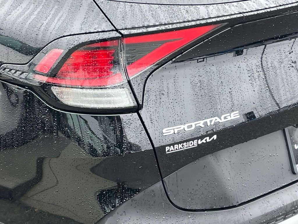 Used 2024 Kia Sportage EX image 34