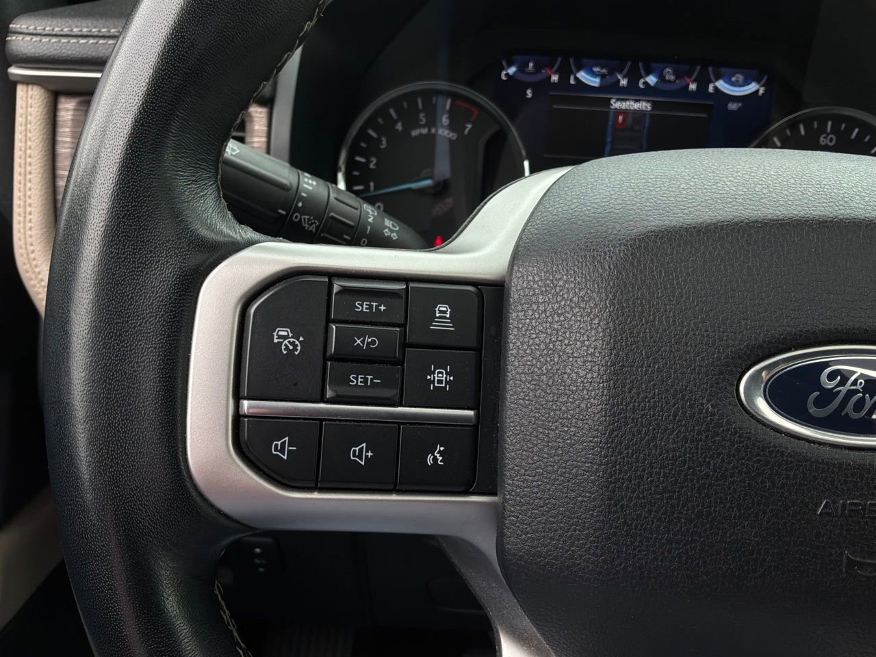 Used 2024 Ford Expedition Limited AWD/4WD image 35