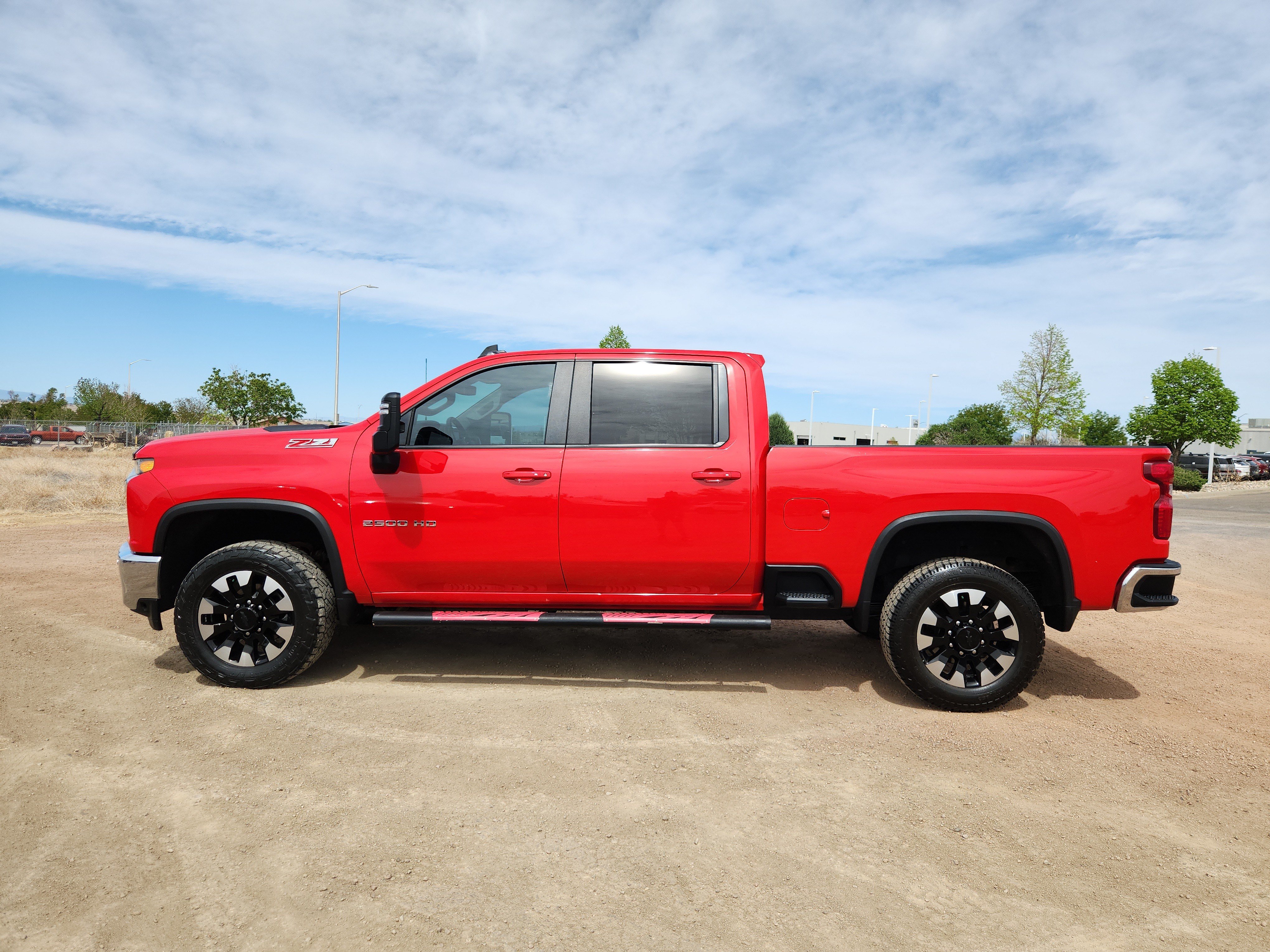 Used 2020 Chevrolet Silverado 2500 LT w/ All Star Edition AWD/4WD image 2