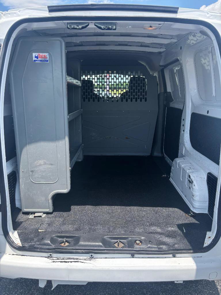 Used 2018 Nissan NV200 S image 19