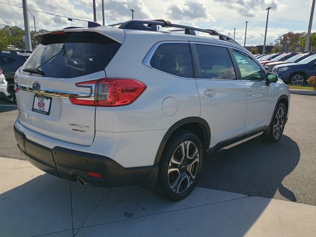 Certified 2023 Subaru Ascent Limited w/ Technology Package image 5