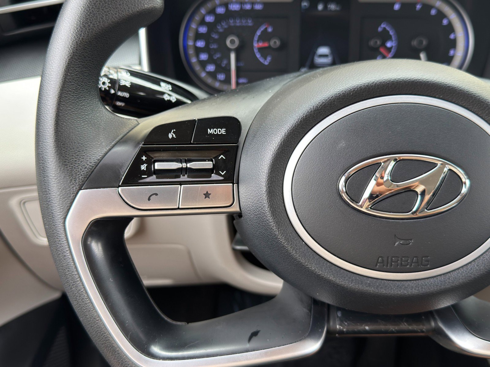 Used 2022 Hyundai Tucson SE FWD image 19