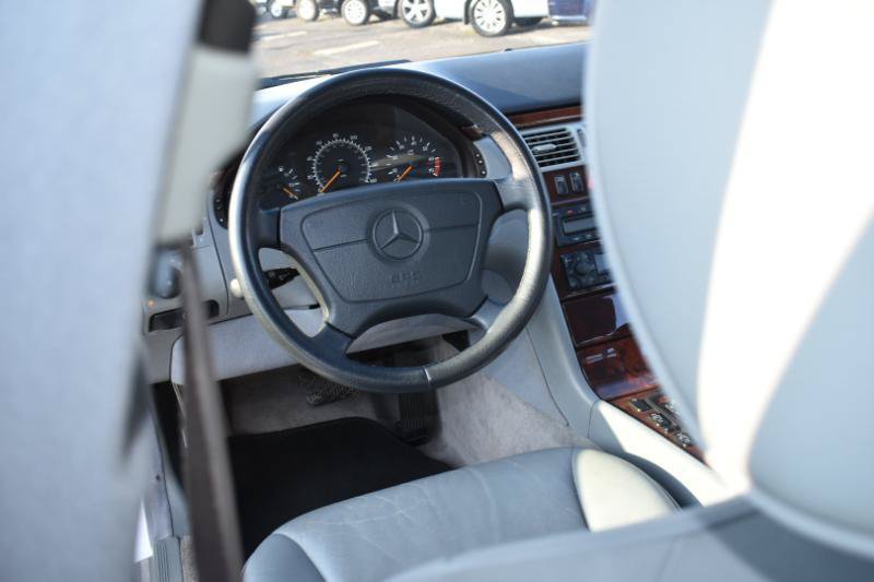 Used 1999 Mercedes-Benz E 320 Sedan image 12