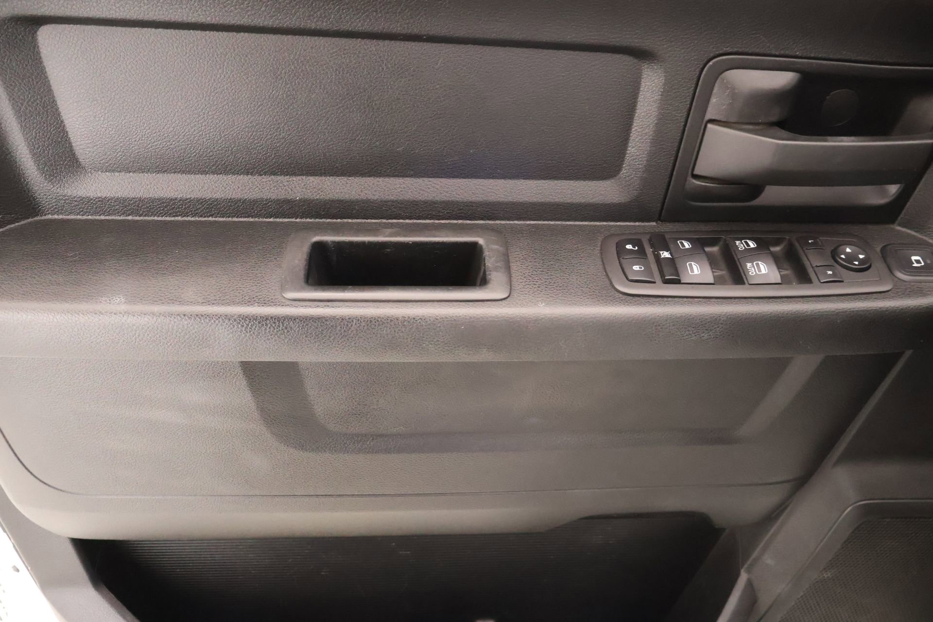 Used 2023 RAM 2500 Tradesman w/ Safety Group AWD/4WD image 16