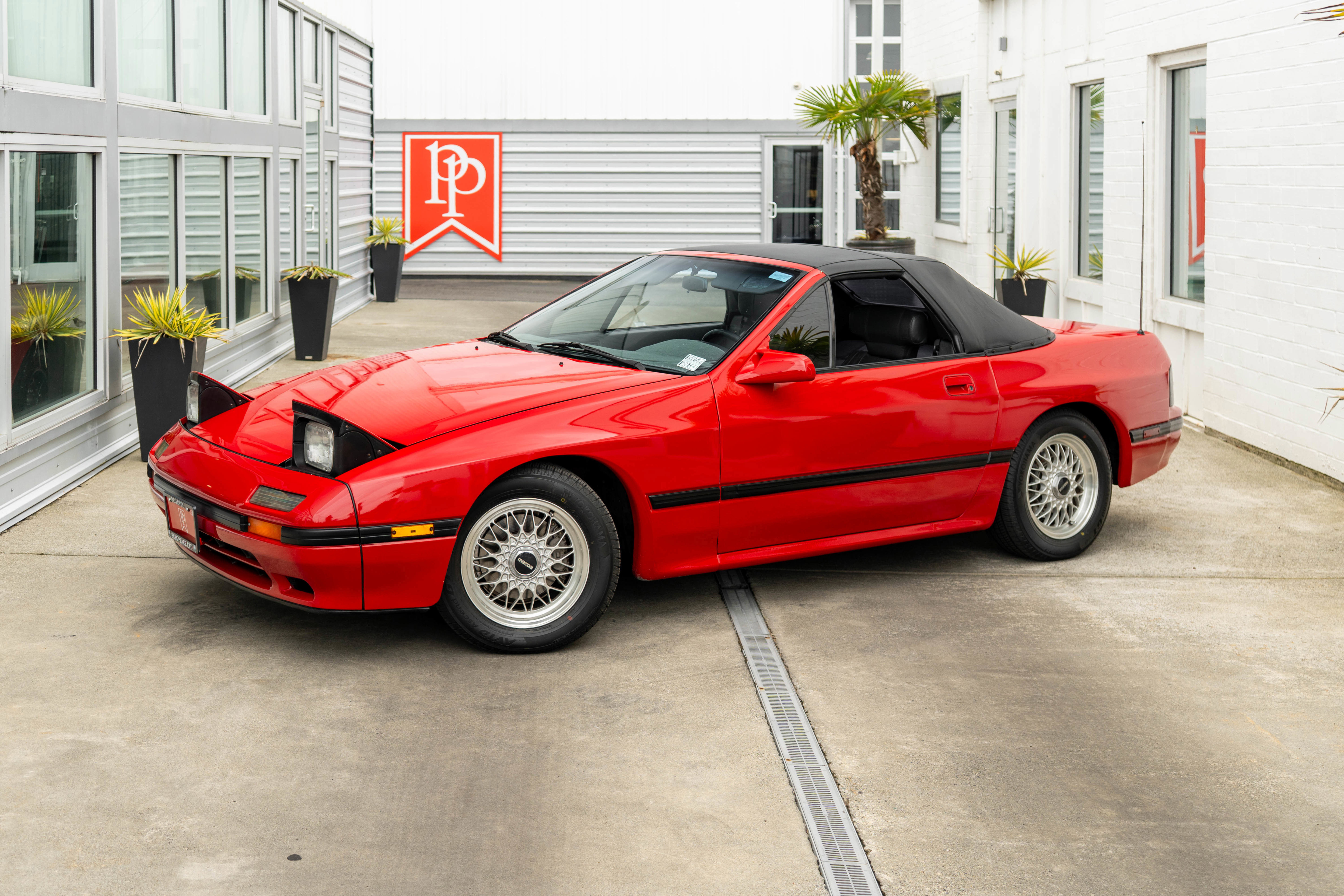 Used 1988 MAZDA RX-7 Convertible RWD image 9