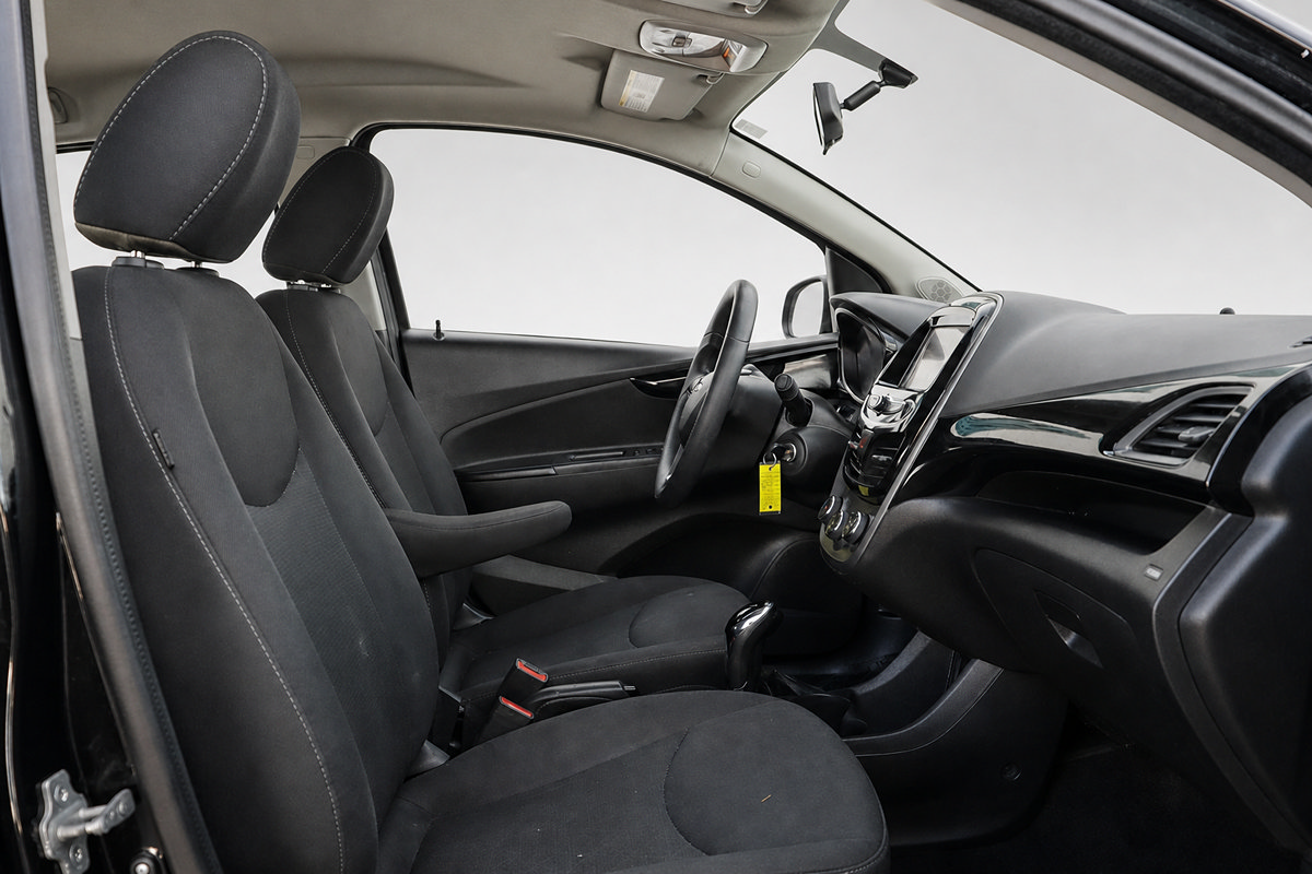 Used 2021 Chevrolet Spark LT FWD image 21