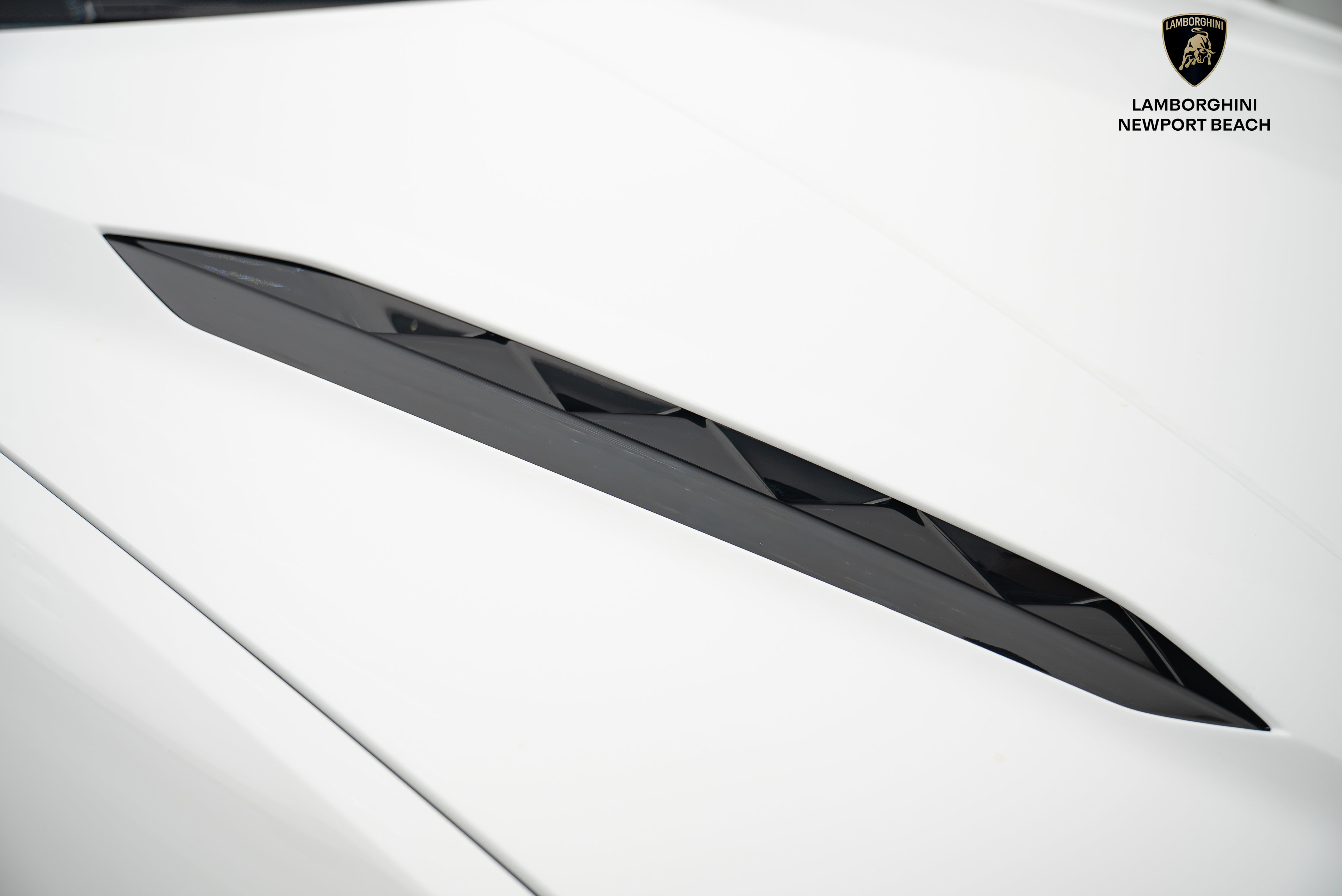 Used 2024 Lamborghini Urus S image 3