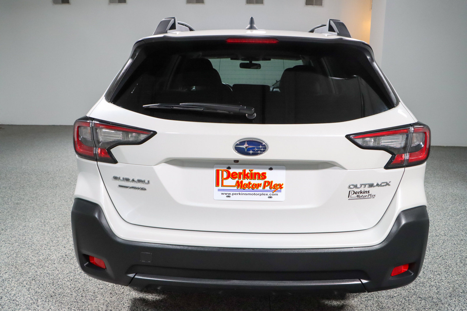 Used 2024 Subaru Outback Premium AWD/4WD image 8