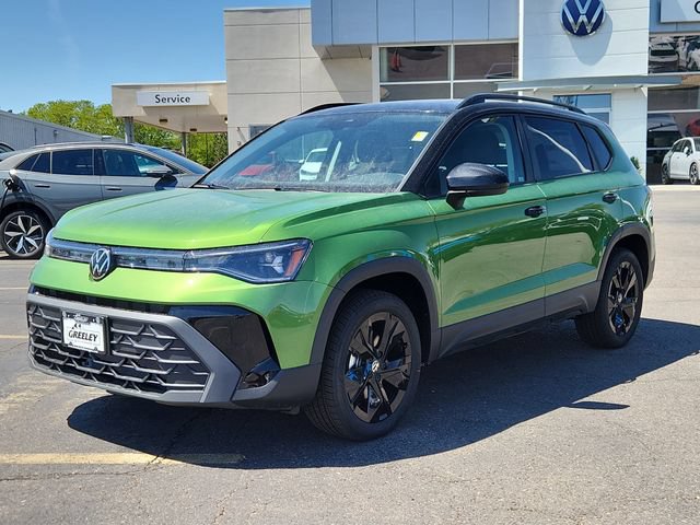 New 2026 Volkswagen Taos SE FWD image 4