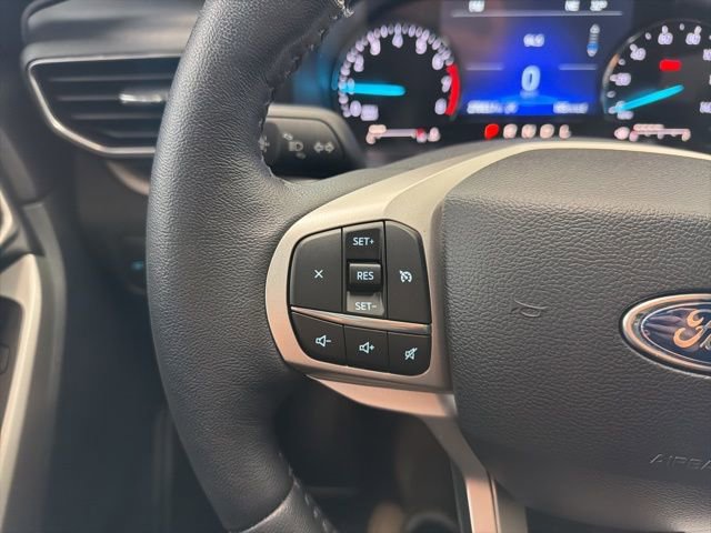 Used 2024 Ford Explorer XLT w/ Equipment Group 202A image 28