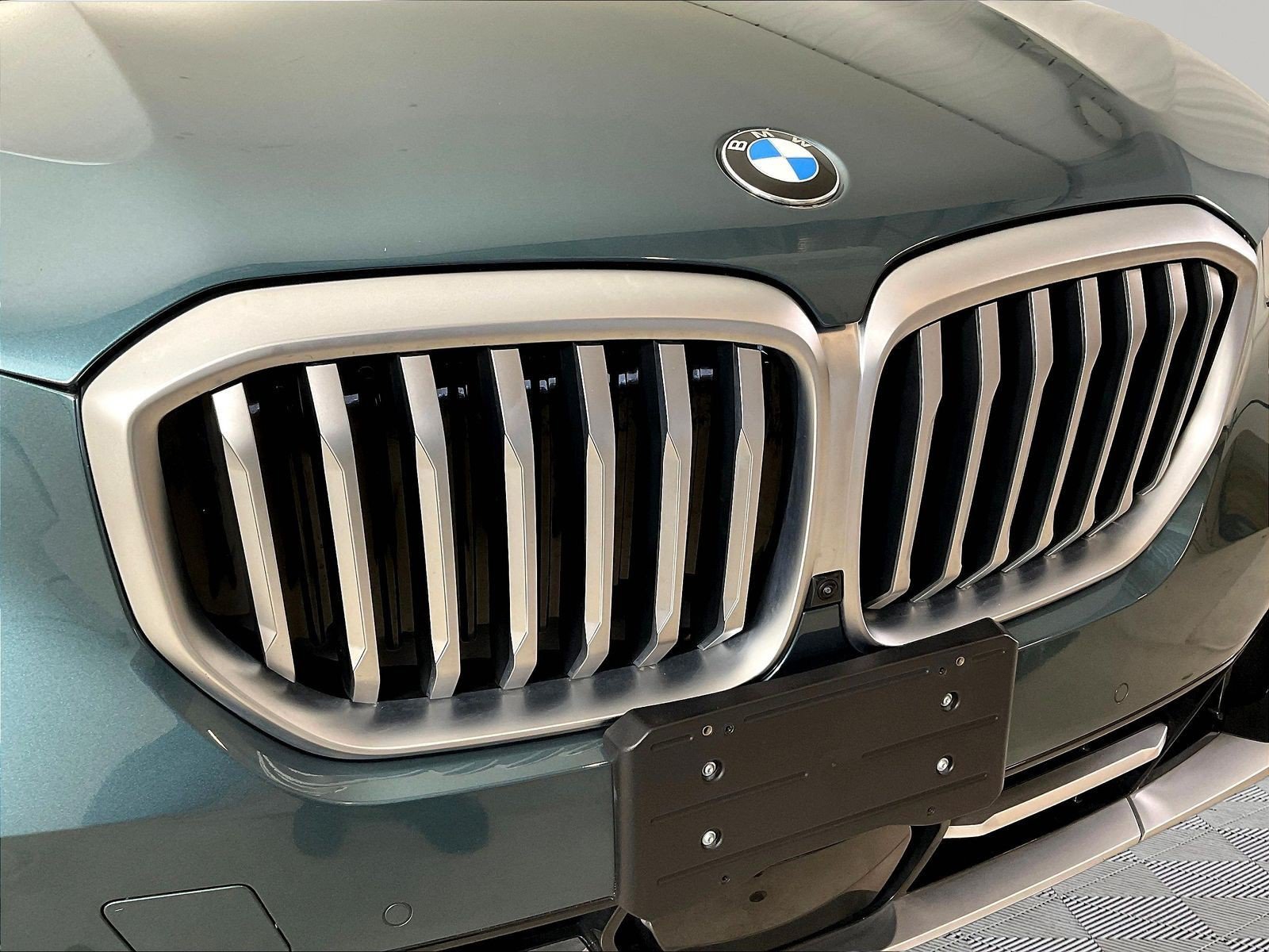 Used 2025 BMW X5 xDrive40i w/ Premium Package AWD/4WD image 33