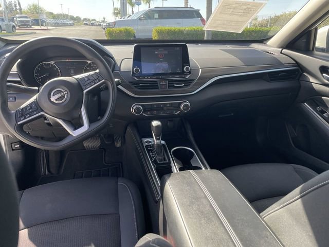 Used 2023 Nissan Altima 2.5 SV FWD image 19