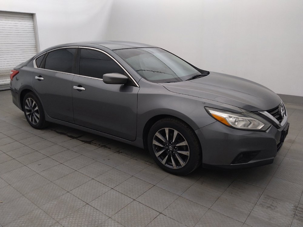 Used 2017 Nissan Altima 2.5 SV FWD image 11