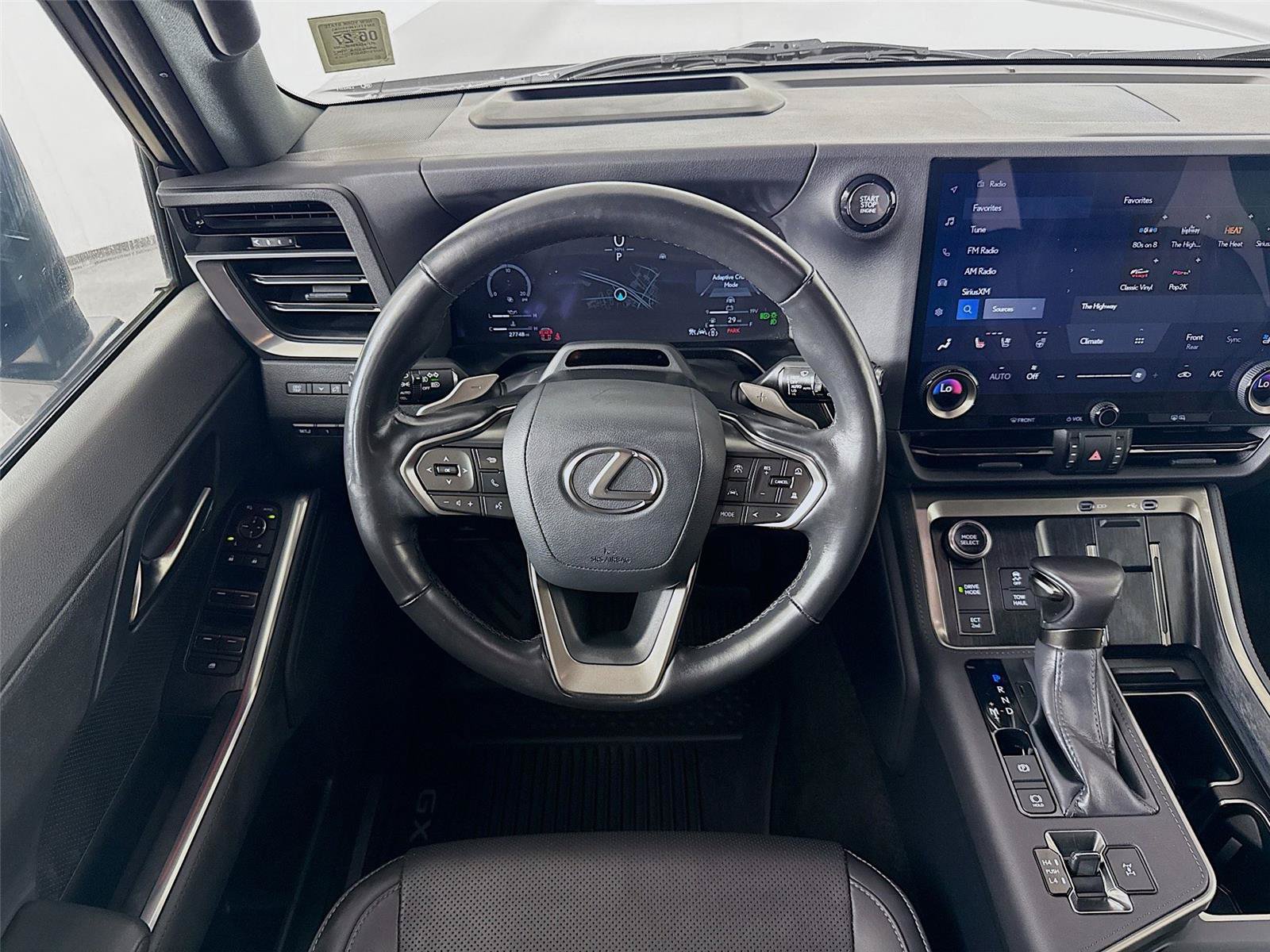 Used 2024 Lexus GX 550 w/ Accessory Package (Z1) AWD/4WD image 24