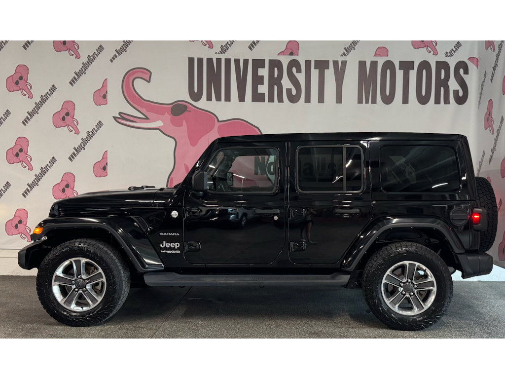 Used 2022 Jeep Wrangler Unlimited Sahara AWD/4WD image 8