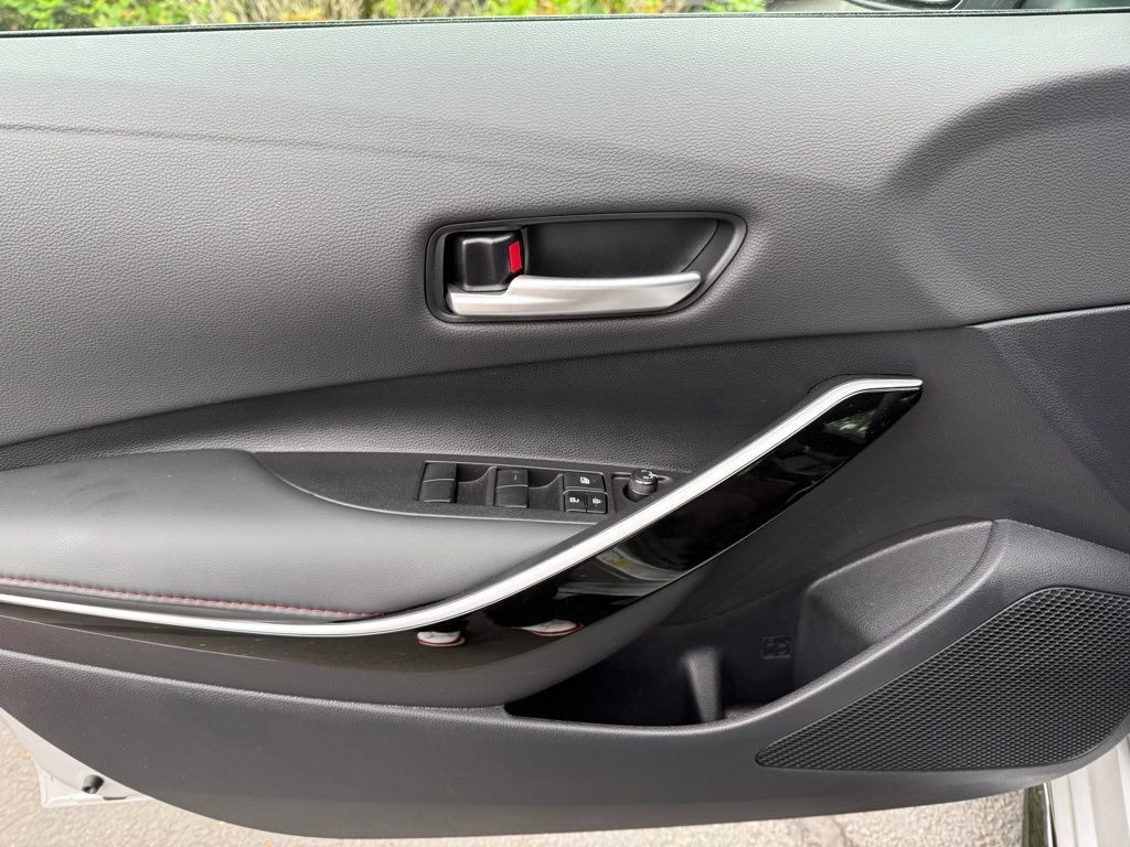 Certified 2025 Toyota Corolla XSE FWD image 14
