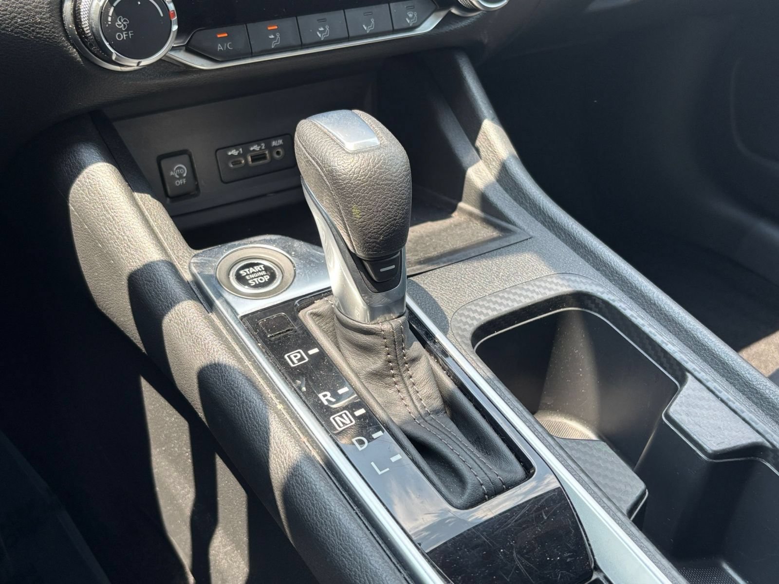 Used 2025 Nissan Sentra SV FWD image 36