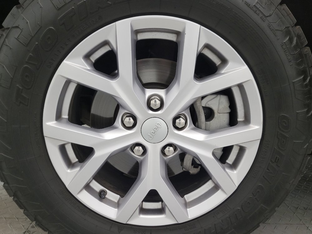 Used 2022 Jeep Grand Cherokee Limited RWD image 31