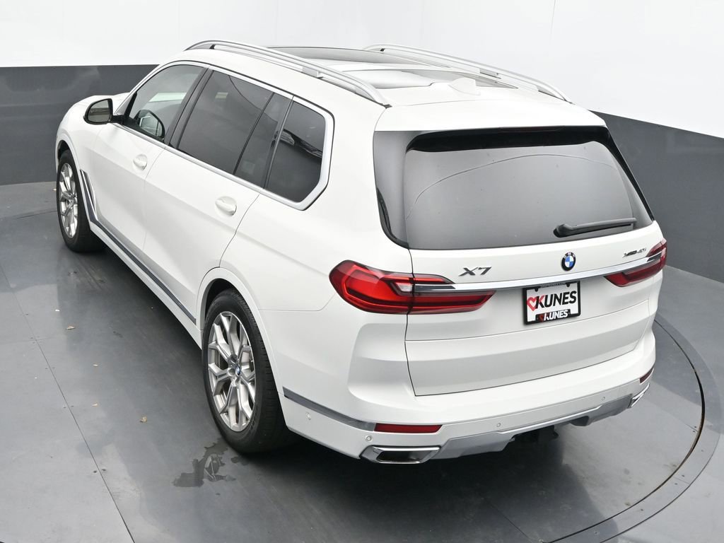 Used 2022 BMW X7 xDrive40i w/ Executive Package AWD/4WD image 33