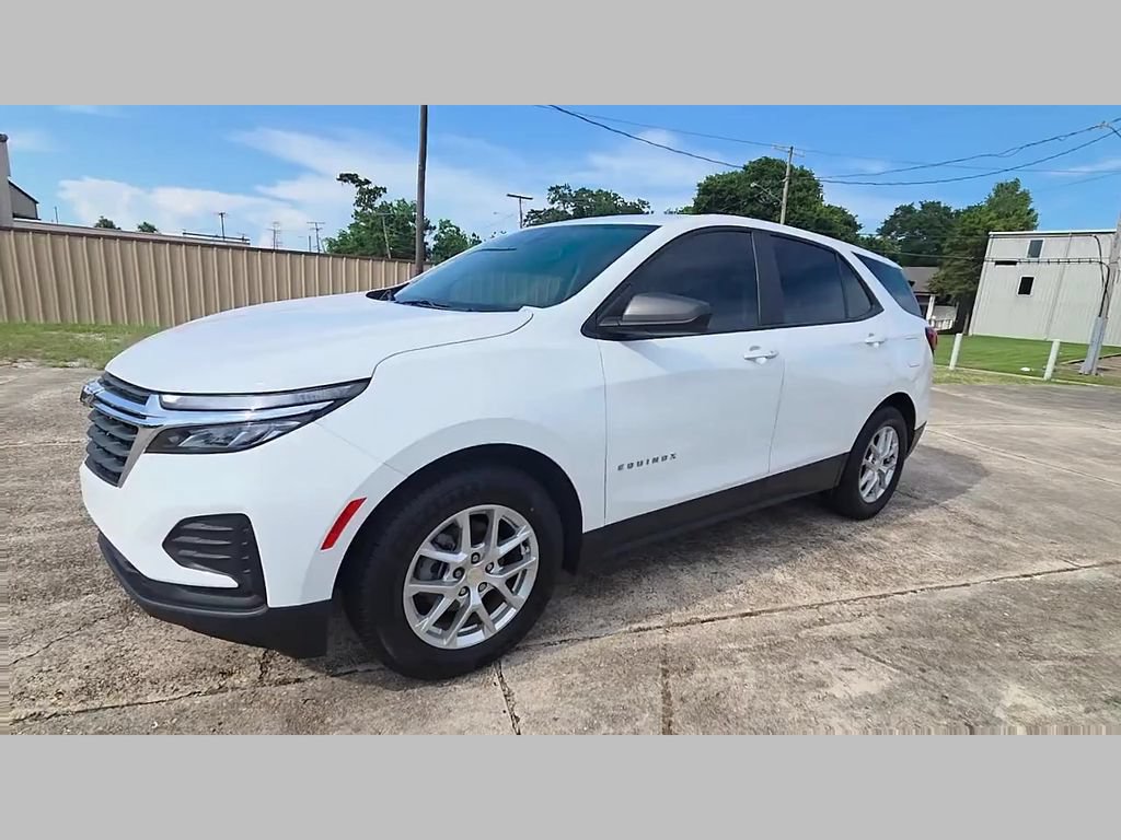 Used 2023 Chevrolet Equinox LS FWD image 33