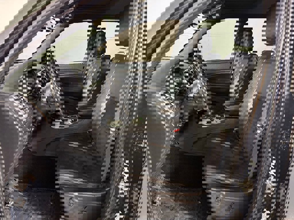 Used 2015 Jeep Grand Cherokee Altitude image 15