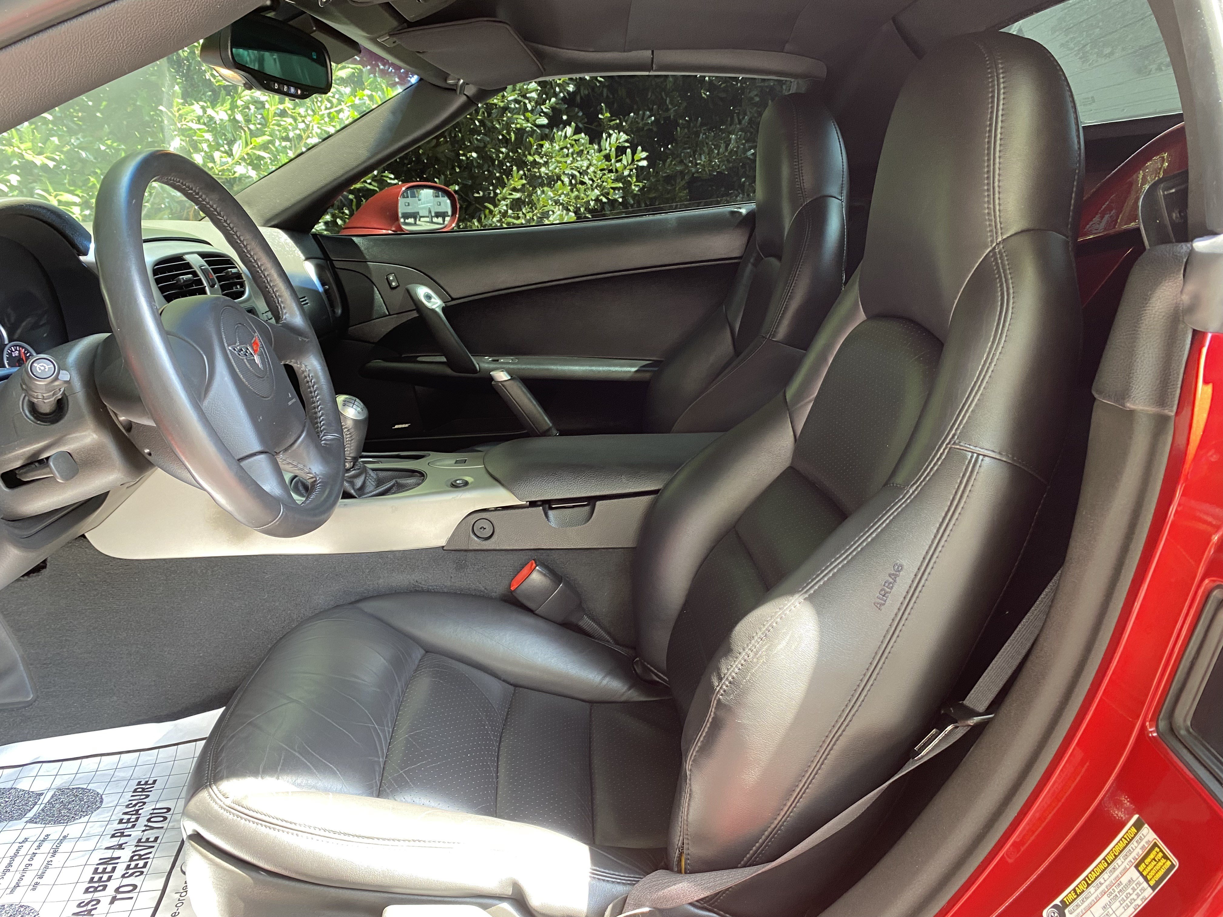 Used 2005 Chevrolet Corvette Convertible w/ Preferred Equipment Group RWD image 30