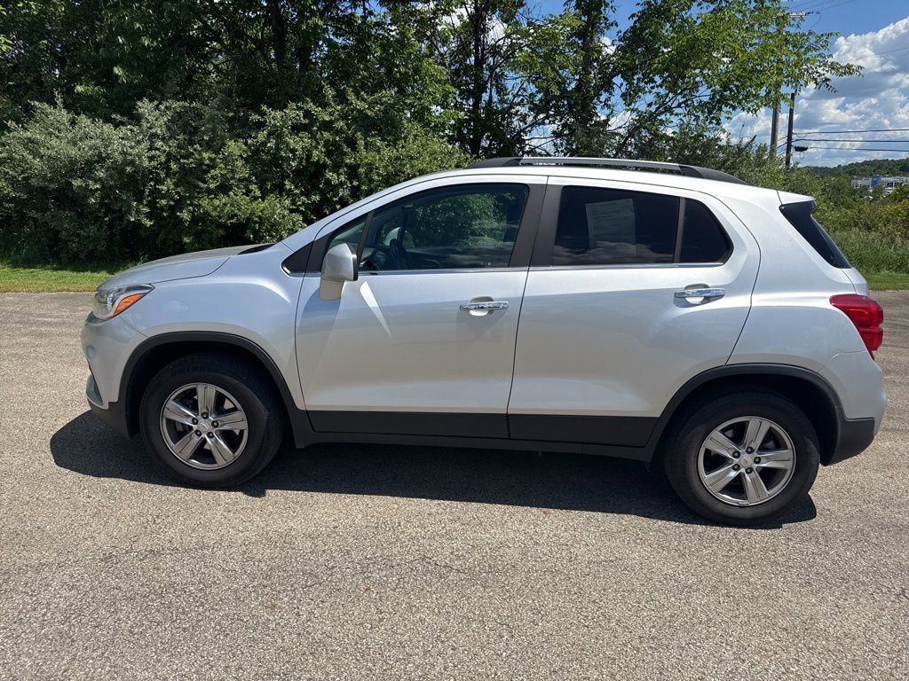 Used 2018 Chevrolet Trax LT w/ LT Convenience Package AWD/4WD image 6