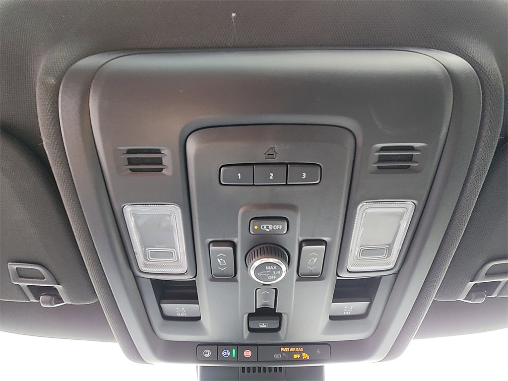 Certified 2024 Chevrolet Tahoe Premier w/ Premium Package image 24