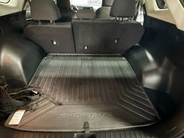 Used 2023 Kia Sportage LX image 25