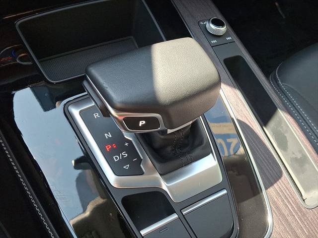 Certified 2023 Audi Q5 2.0T Premium Plus w/ Premium Plus Package AWD/4WD image 16