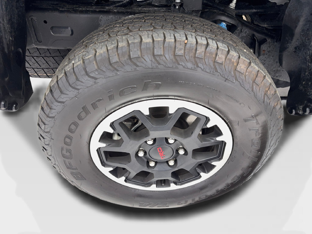 Used 2025 Toyota Tacoma TRD Off-Road w/ TRD Off Road Premium Package AWD/4WD image 82