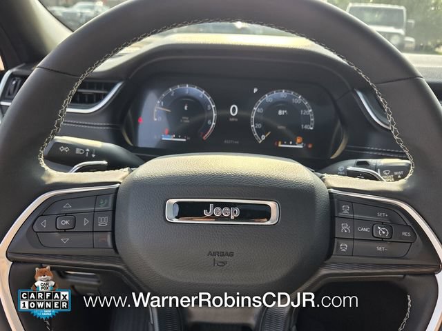 Used 2025 Jeep Grand Cherokee L Altitude AWD/4WD image 26