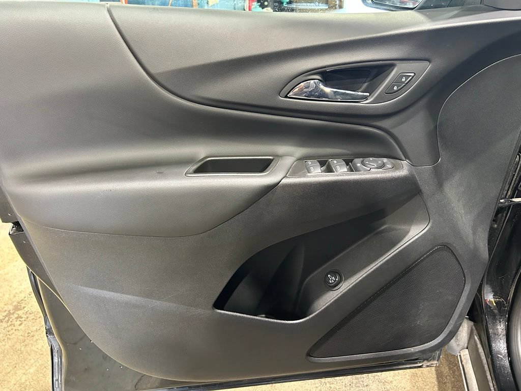 Used 2022 Chevrolet Equinox LT FWD image 15