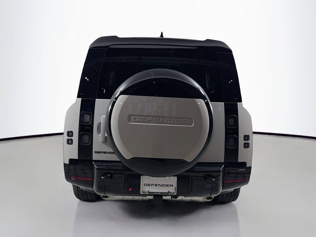 New 2026 Land Rover Defender 130 X-Dynamic SE AWD/4WD image 6