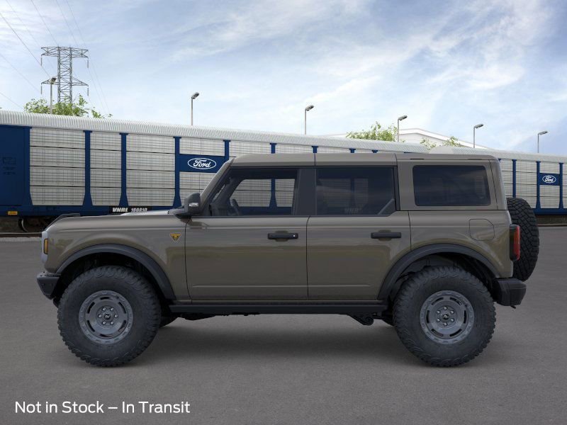 New 2025 Ford Bronco Badlands image 4