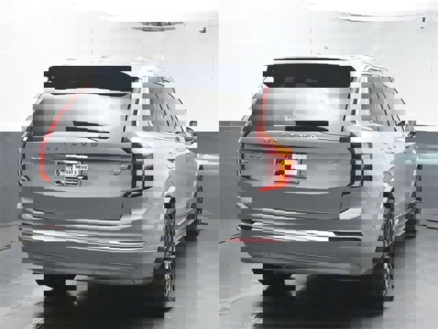 Used 2026 Volvo XC90 B6 Plus w/ Protection Package Premier image 7