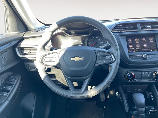 Used 2023 Chevrolet TrailBlazer LS image 12