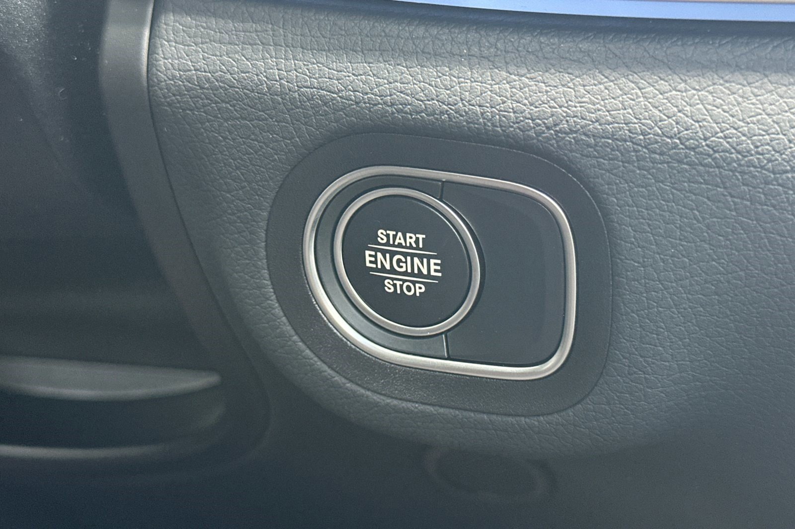 New 2026 Mercedes-Benz GLE 450e 4MATIC image 28