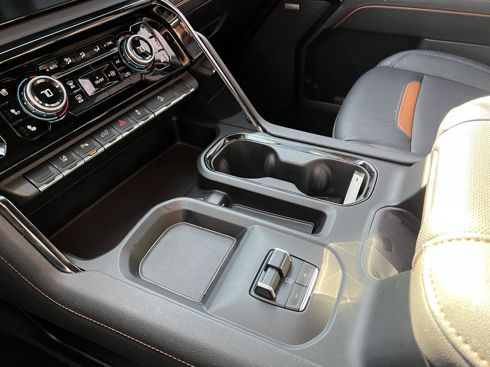 Used 2024 GMC Sierra 2500 AT4 w/ AT4 Preferred Package image 37