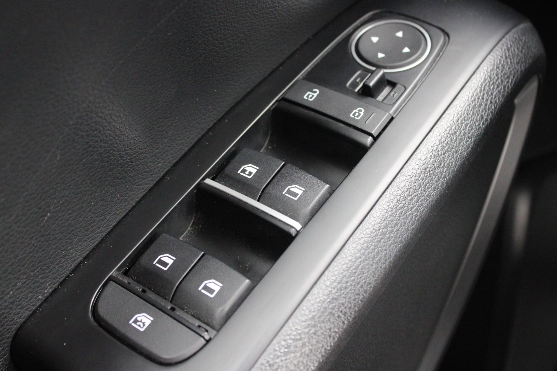 Used 2024 Kia Soul LX w/ Option Group 015 image 19