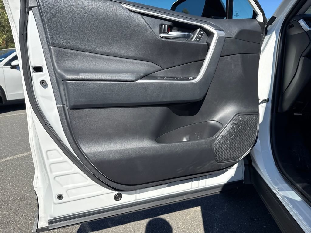 Used 2024 Toyota RAV4 XLE Premium image 12