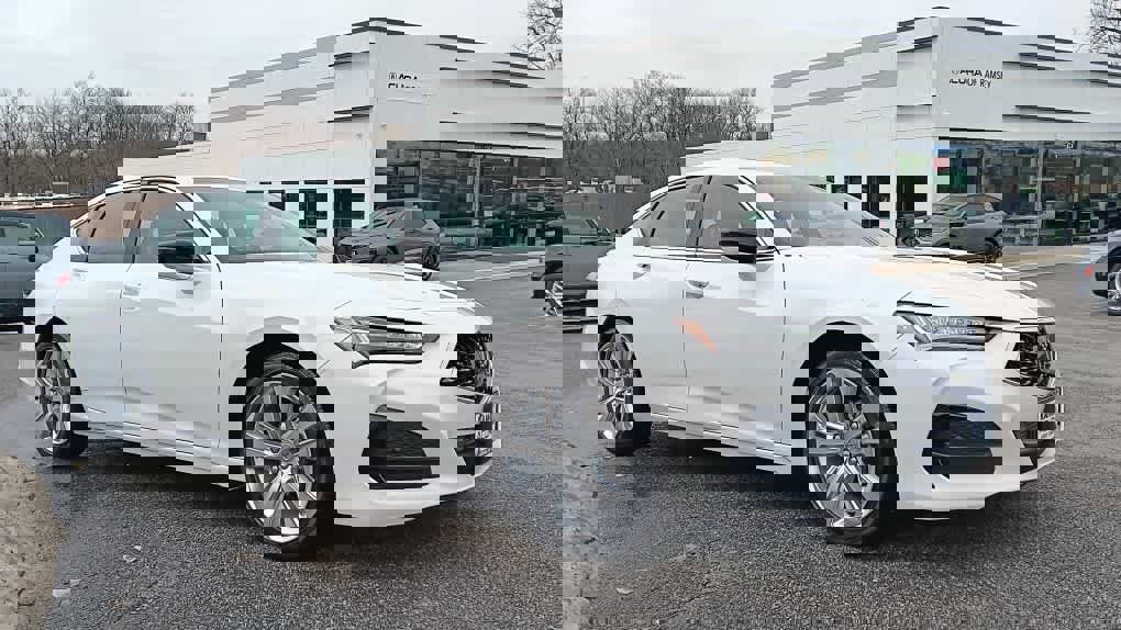 Certified 2023 Acura TLX w/ Technology Package image 5