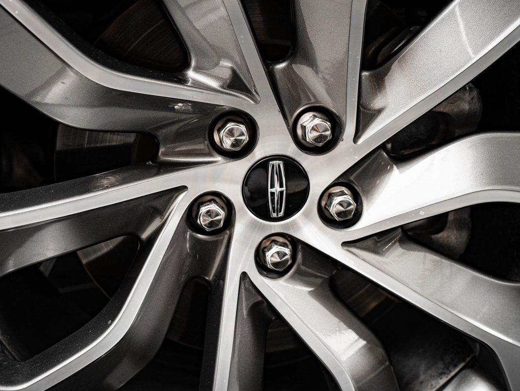 Used 2022 Lincoln Aviator Grand Touring w/ Equipment Group 301A image 8