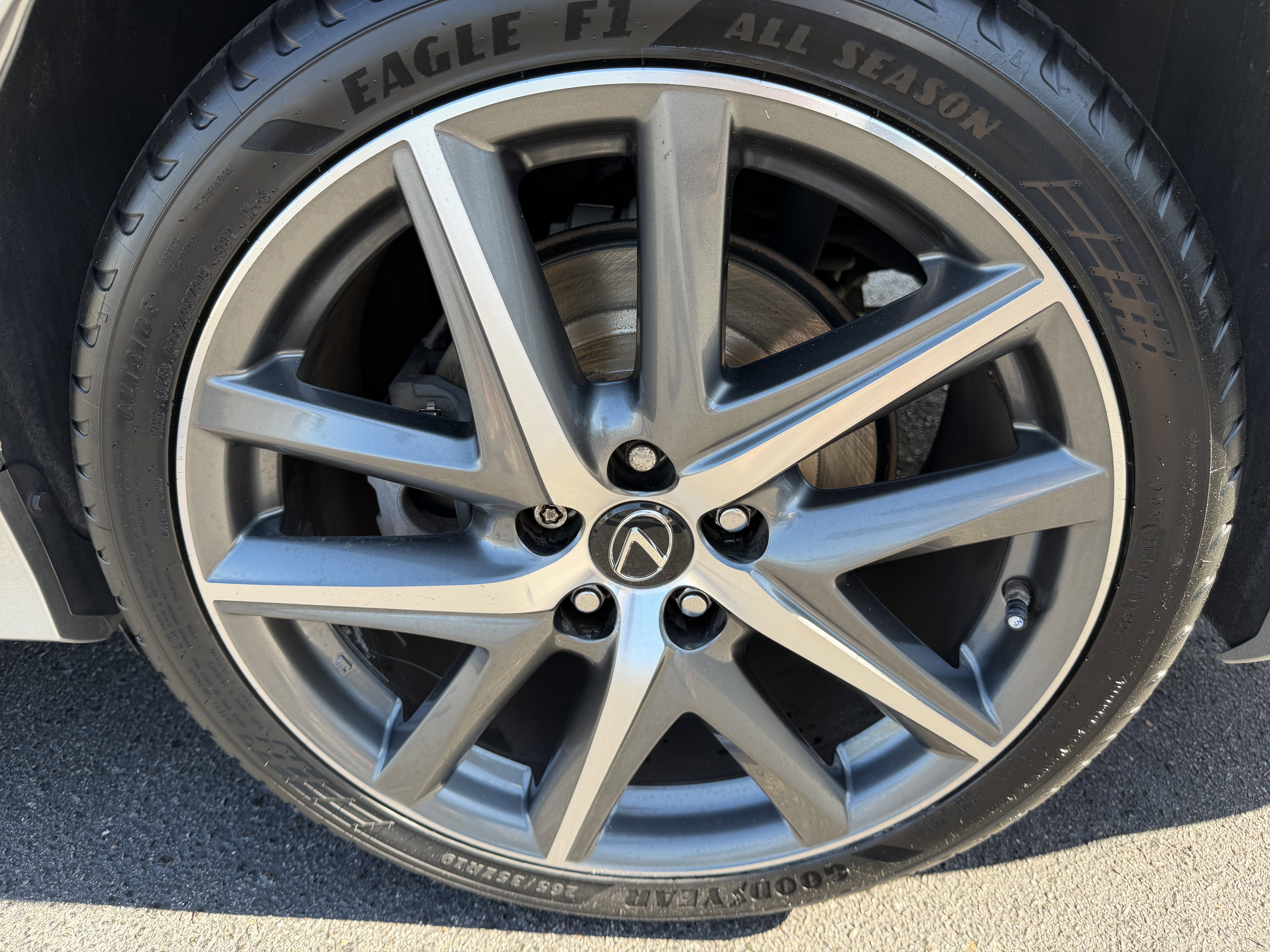 Used 2016 Lexus GS 350 image 32